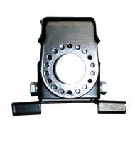 Кронштейн поворотный на крышку багажника Триада КН-03